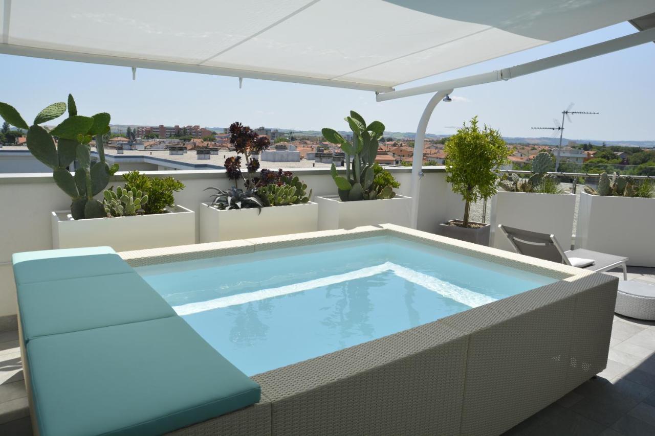 Apartamento La Furibonda Fano Exterior foto